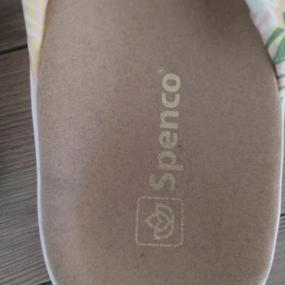 Spenco Victoria Tropical Comfort Step Flip Flops Sandals 🩴 - Picture 8 of 11